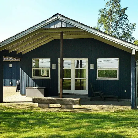 6 Person In Semesterbostad Jerup